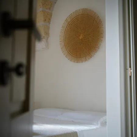 Lanime - Bed In *